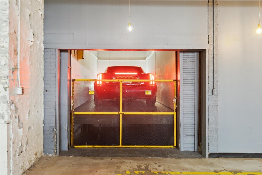 More Photos Of 315 3rd St, Bay City Self Storage For Sale