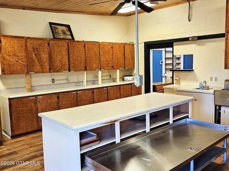 More Photos Of 172 W North St, Macon Restaurant For Sale