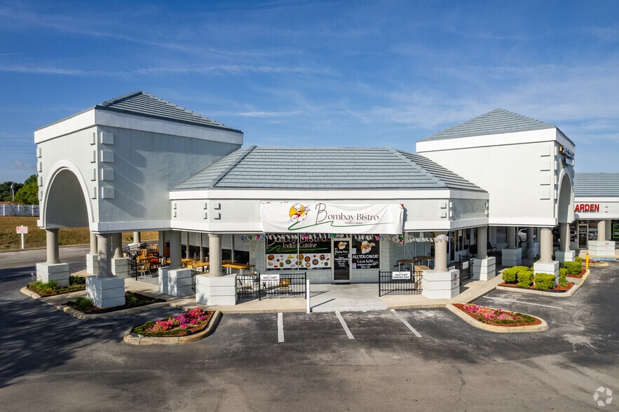 More Photos Of 17860 SE 109th Ave, Summerfield Storefront For Lease