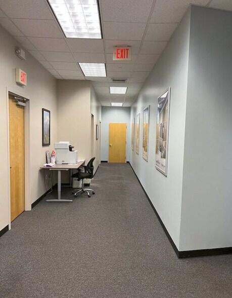 More Photos Of 15 Michael Ave, Farmingdale Light Manufacturing For Lease