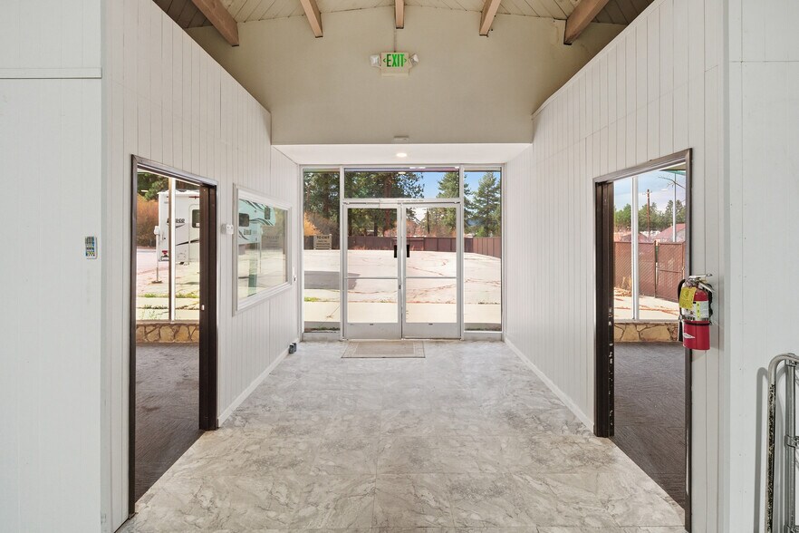 More Photos Of 735 Stocker Rd, Big Bear Lake Storefront Retail Office For Sale