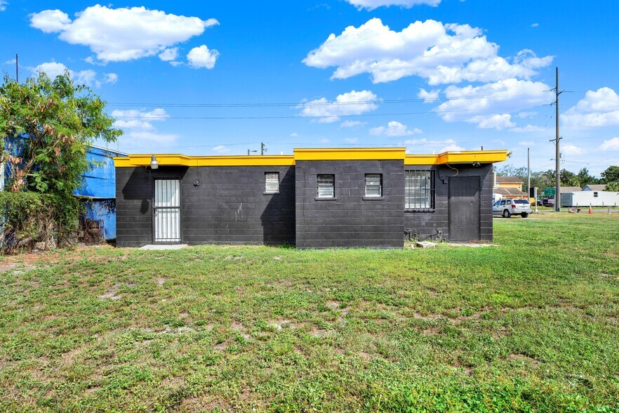 More Photos Of , Tampa Unknown For Sale