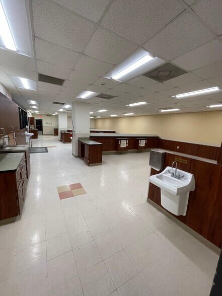 More Photos Of 2812 Williams St, Savannah Medical For Lease