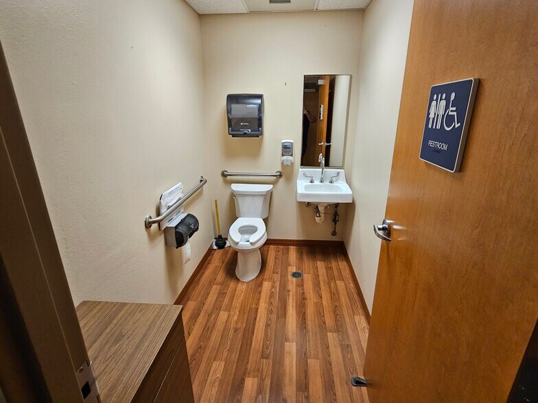 More Photos Of 711 13th St E, Whitefish Healthcare For Sale