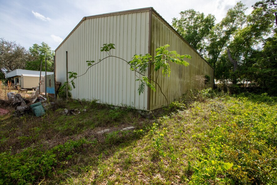 More Photos Of 8786 & 8782 State Road 21, Melrose Light Manufacturing For Sale