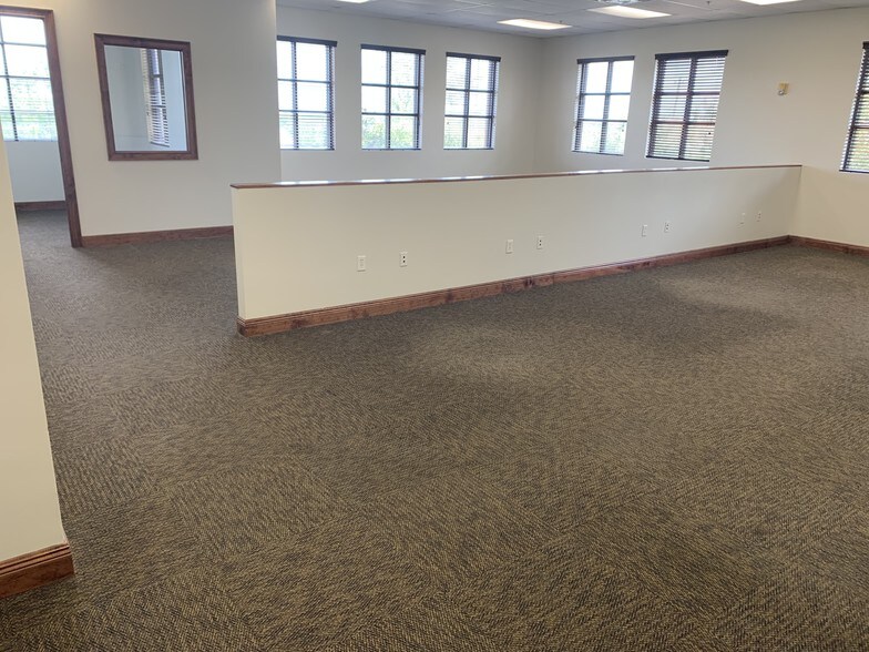 More Photos Of 4300 S Highway 27, Clermont Storefront Retail Office For Lease