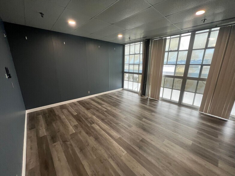 More Photos Of 100 Barber Ave, Worcester Office For Sale