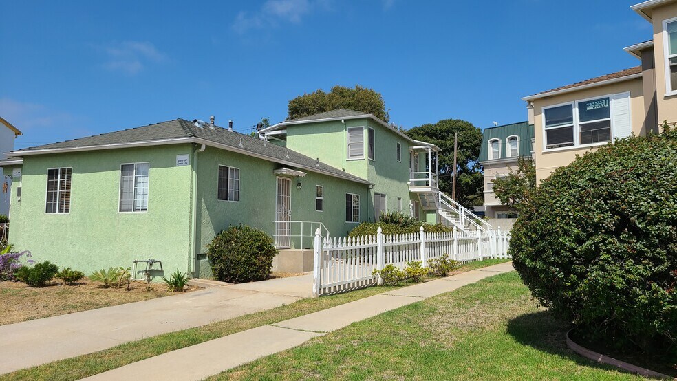 More Photos Of 6922 Glasgow Ave, Los Angeles Apartments For Sale