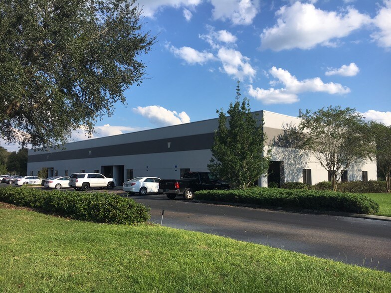 More Photos Of 13351 Progress Blvd, Alachua Warehouse For Sale