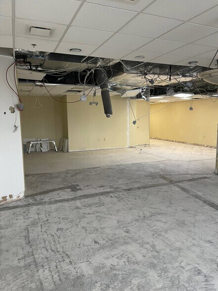More Photos Of 1311 S Main St, Mount Airy Unknown For Lease