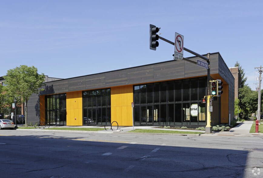 More Photos Of 2700 Hennepin Ave, Minneapolis Freestanding For Lease