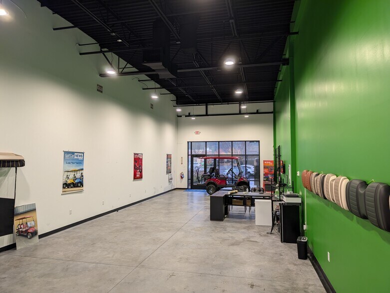 More Photos Of 150-350 Ivey Ln, Pinehurst Supermarket For Lease