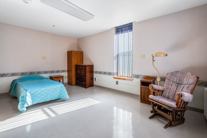 More Photos Of W2658 WI-33, La Crosse Assisted Living For Sale