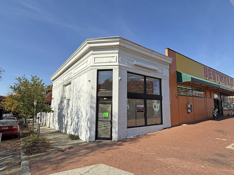 Primary Photo Of 3172-3174 Mt Pleasant St NW, Washington Storefront For Lease