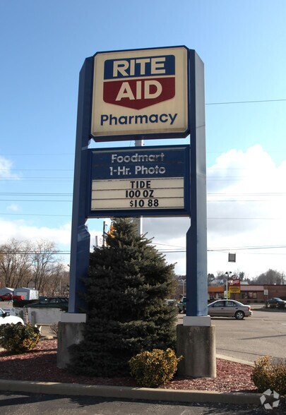 More Photos Of 8130 Ohio River Rd, Wheelersburg Drugstore For Lease