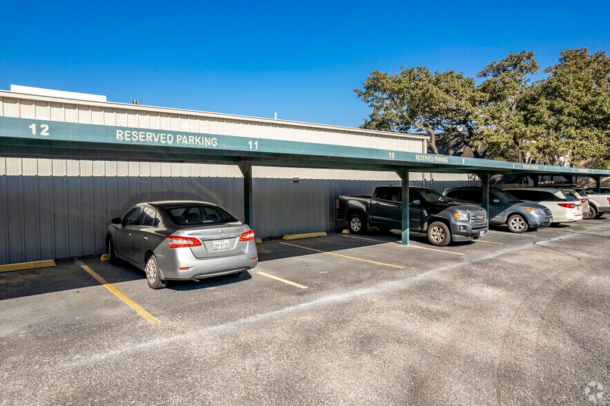 More Photos Of 15321 San Pedro Ave, San Antonio Medical For Lease