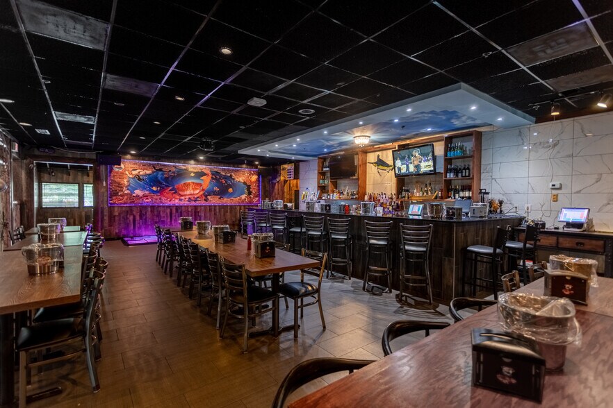 More Photos Of 10419 Hull Street Rd, Midlothian Freestanding For Sale