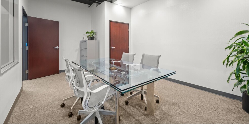 More Photos Of 400 W Ocean Blvd, Long Beach Apartments For Lease