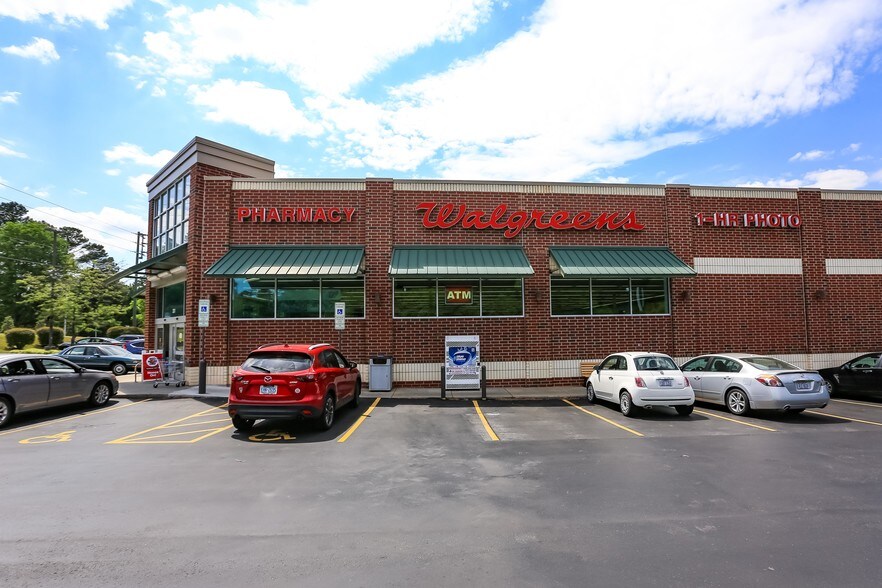 More Photos Of 301 N Main St, Holly Springs Drugstore For Sale