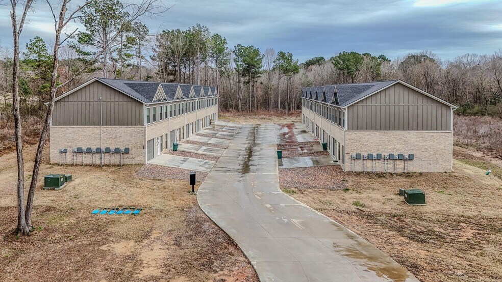 More Photos Of 8133 W 7th St, Texarkana Apartments For Sale