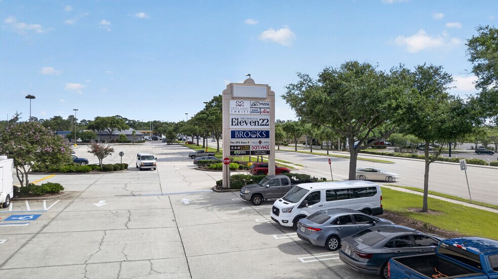 More Photos Of 14286 Beach Blvd, Jacksonville Beach General Retail For Sale