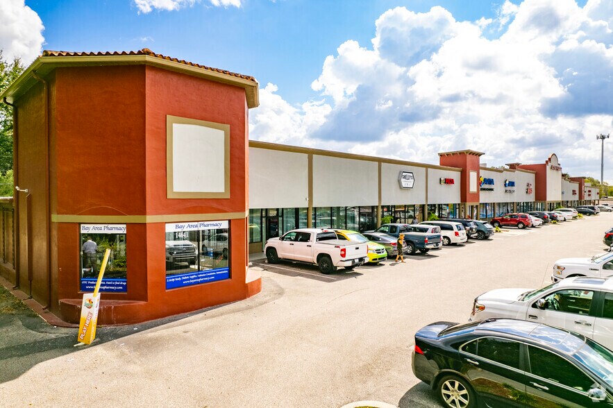 More Photos Of 14811-14839 N Florida Ave, Tampa Unknown For Lease