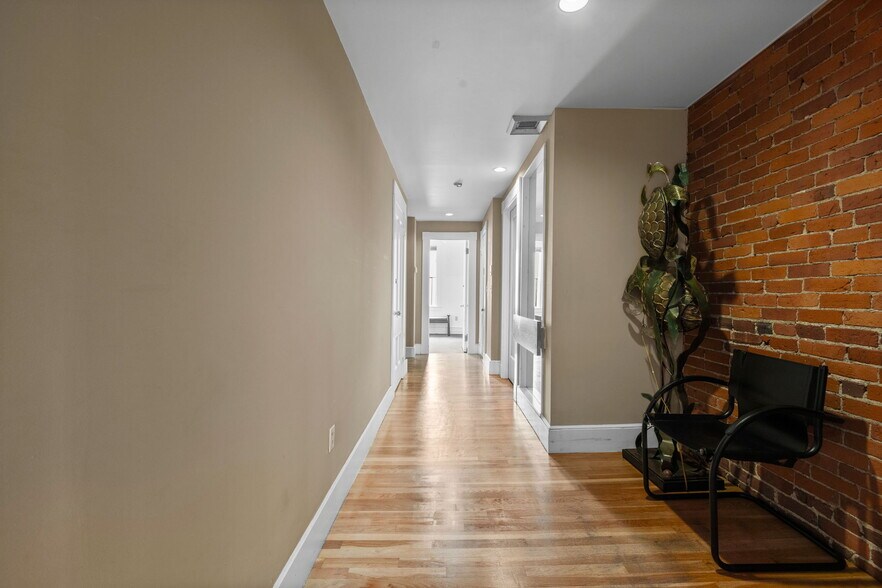 More Photos Of 3-5 Harvard Ave, Brookline Loft Creative Space For Lease