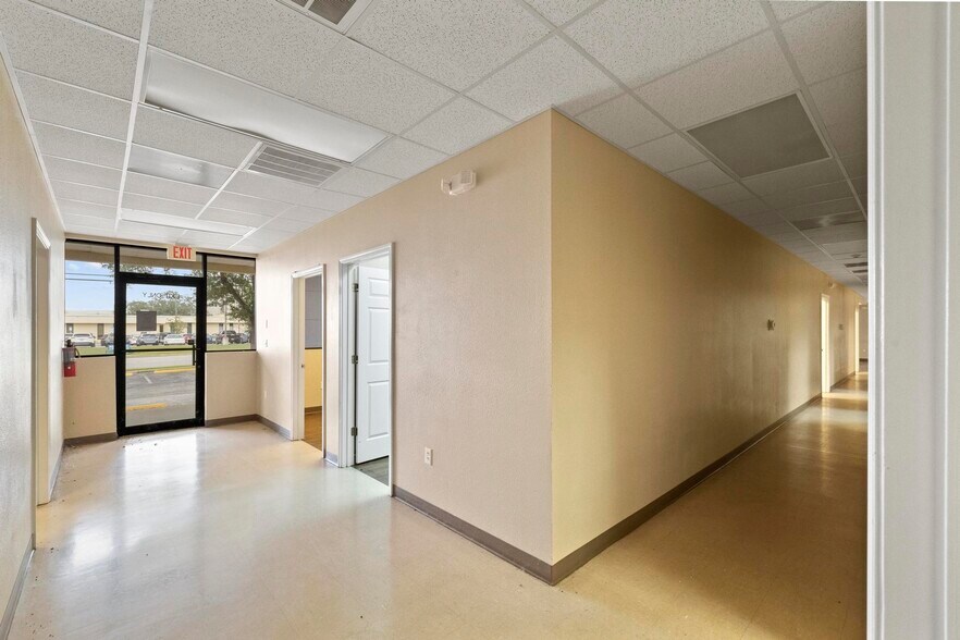 More Photos Of 1851 St Mary Ave, Pensacola Medical For Lease