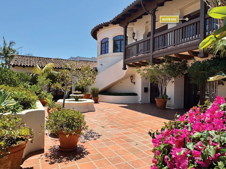 More Photos Of 1525 State St, Santa Barbara Serviced Offices For Sale