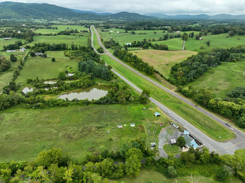More Photos Of 12167 Lee Hwy, Sperryville Veterinarian Kennel For Sale