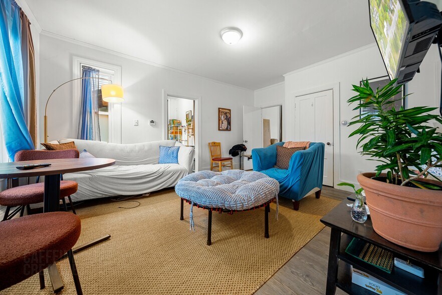 More Photos Of 15 South St, Freeport Apartments For Sale