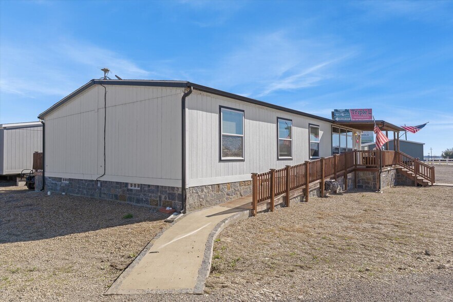 More Photos Of 16955 E. Highway 175, Kemp Land For Sale