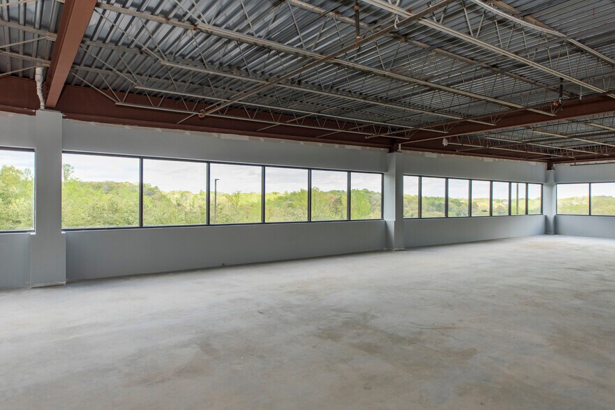 More Photos Of 450 Solomon Dr, Fredericksburg Office For Lease