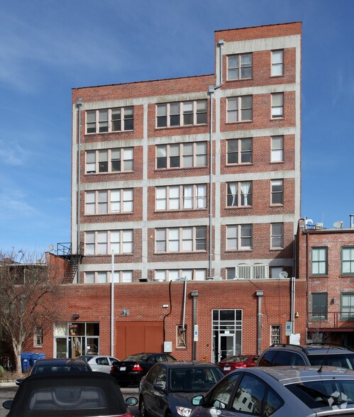 More Photos Of 331-335 W Main St, Durham Office For Lease