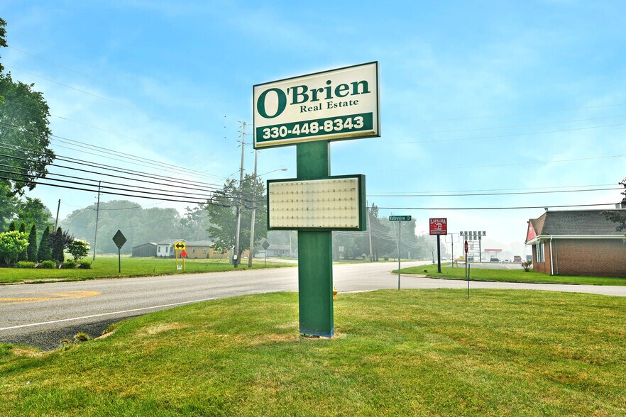 More Photos Of 696 Valley View Dr, Brookfield Office For Sale