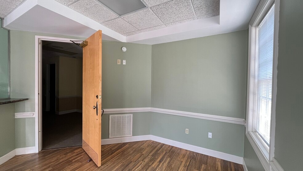 More Photos Of 4113 Capitol St, Durham Medical For Lease