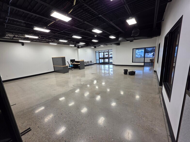 More Photos Of 2055-2057 Pioneer Rd, Salt Lake City Warehouse For Lease