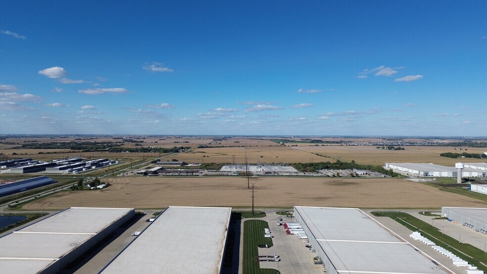 More Photos Of NE 56th Street @ NE 62nd Avenue, Altoona Land For Sale