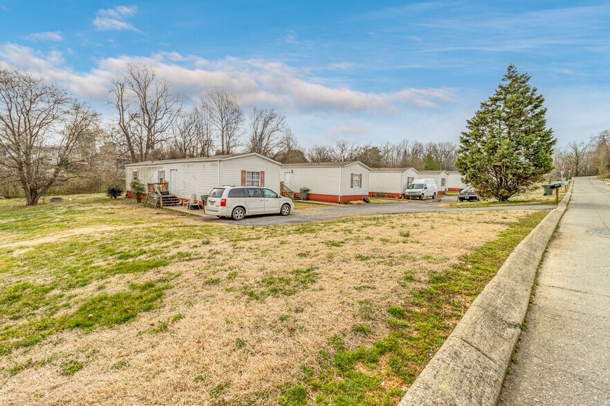 More Photos Of 1600 Page St, Springfield Manufactured Housing Mobile Home Park For Sale