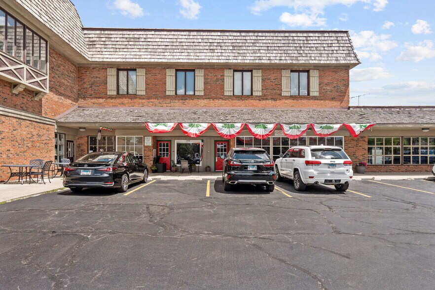 Primary Photo Of 125 Barrington Commons Ct, Barrington General Retail For Sale