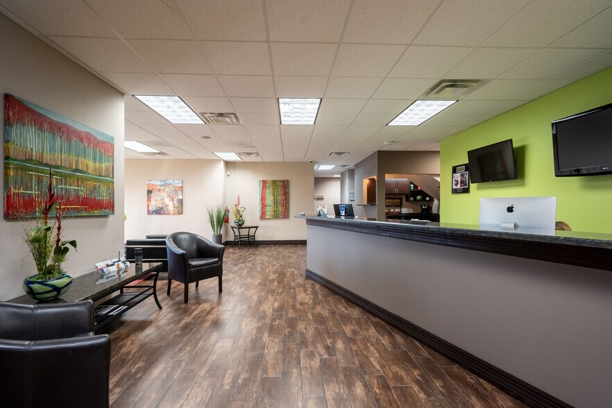 More Photos Of 7001 Westwind Dr, El Paso Office Residential For Lease