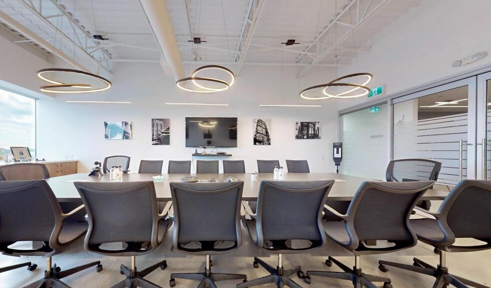 More Photos Of 2875 14th Av, Markham Office For Sale