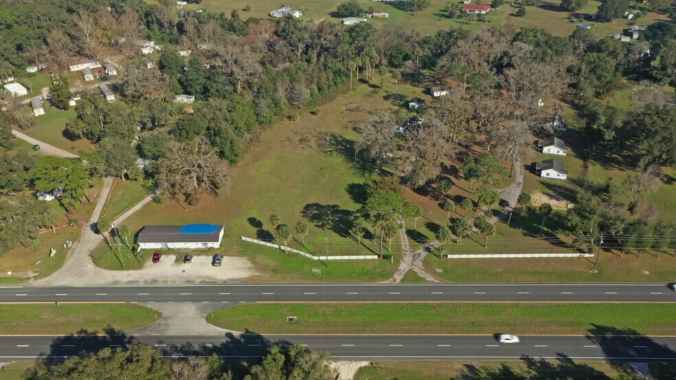 More Photos Of 18585 N US Highway 441, Reddick Hotel For Sale