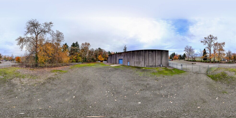 More Photos Of 1555-1557 SE Crystal Lake Dr, Corvallis Warehouse For Lease