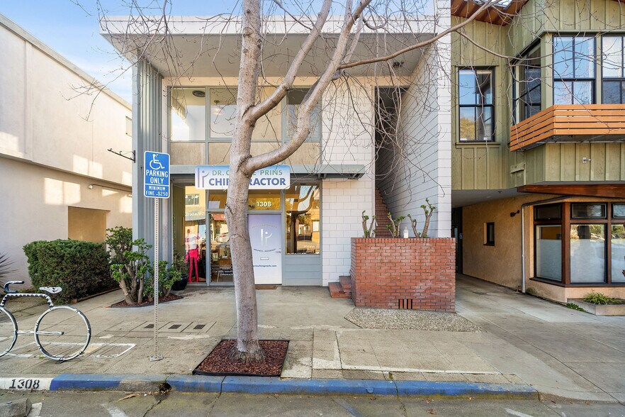 More Photos Of 1306-1308 Solano Ave, Albany Medical For Lease