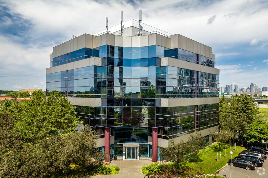 Primary Photo Of 14 Pl Du commerce, Verdun Office Residential For Lease