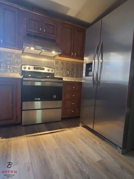 More Photos Of 138 Grey Moss Ct, Ingram Apartments For Sale