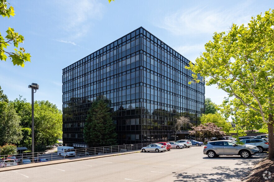 More Photos Of 1101 Kermit Dr, Nashville Office Residential For Lease