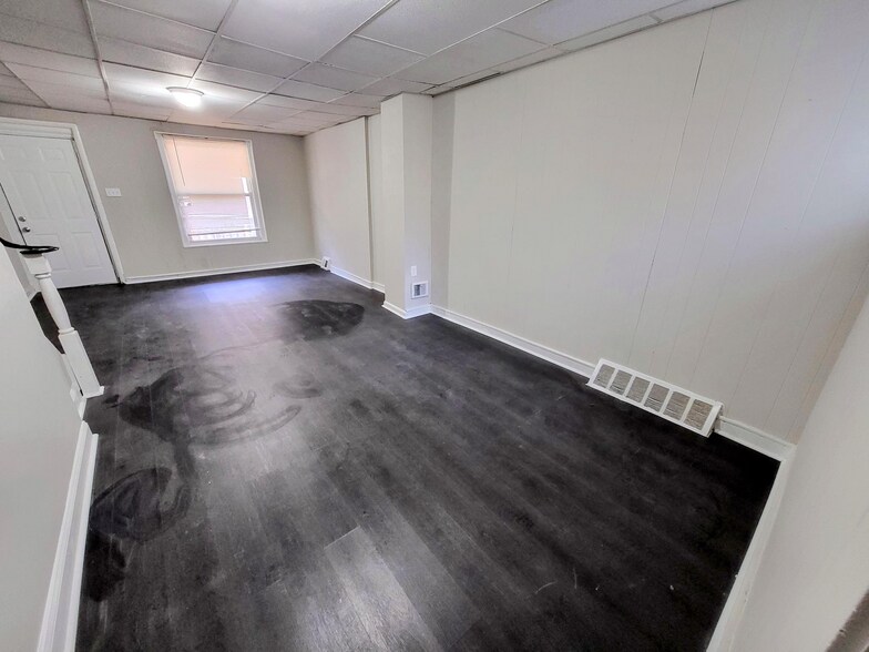 More Photos Of , Philadelphia Unknown For Sale