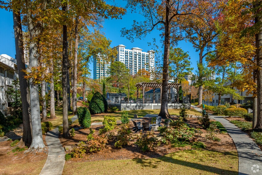 More Photos Of 55 Pharr Rd NW, Atlanta Apartments For Sale
